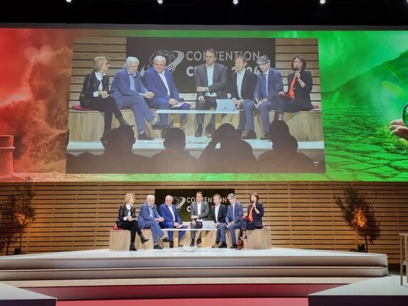 photos des intervenants de la table ronde